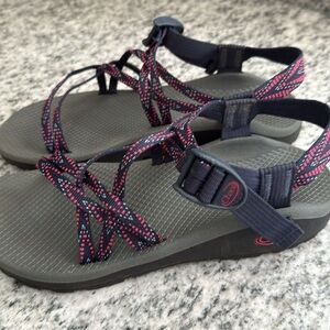 Chaco 10 women Strappy Sandals with Pink and blue